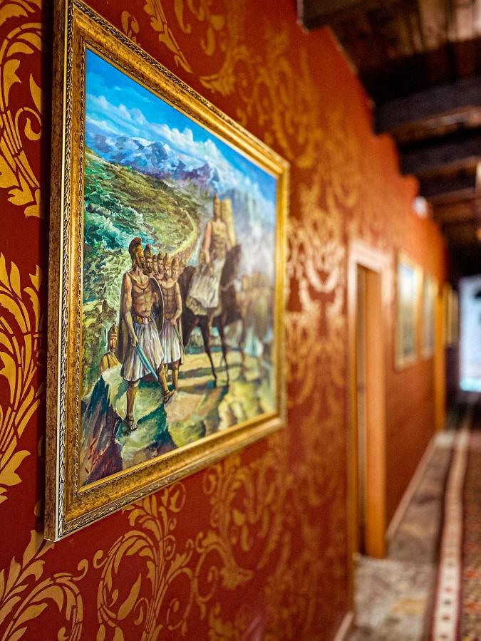 Hotel Iliria Canaj エクステリア 写真